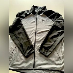 Men’s lightweight Nike track jacket - Size XXL